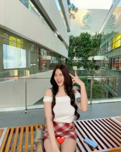 Kamonchnok-EvE-KMN020